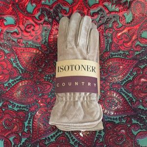 Isotoner Chic Camel Color Gloves